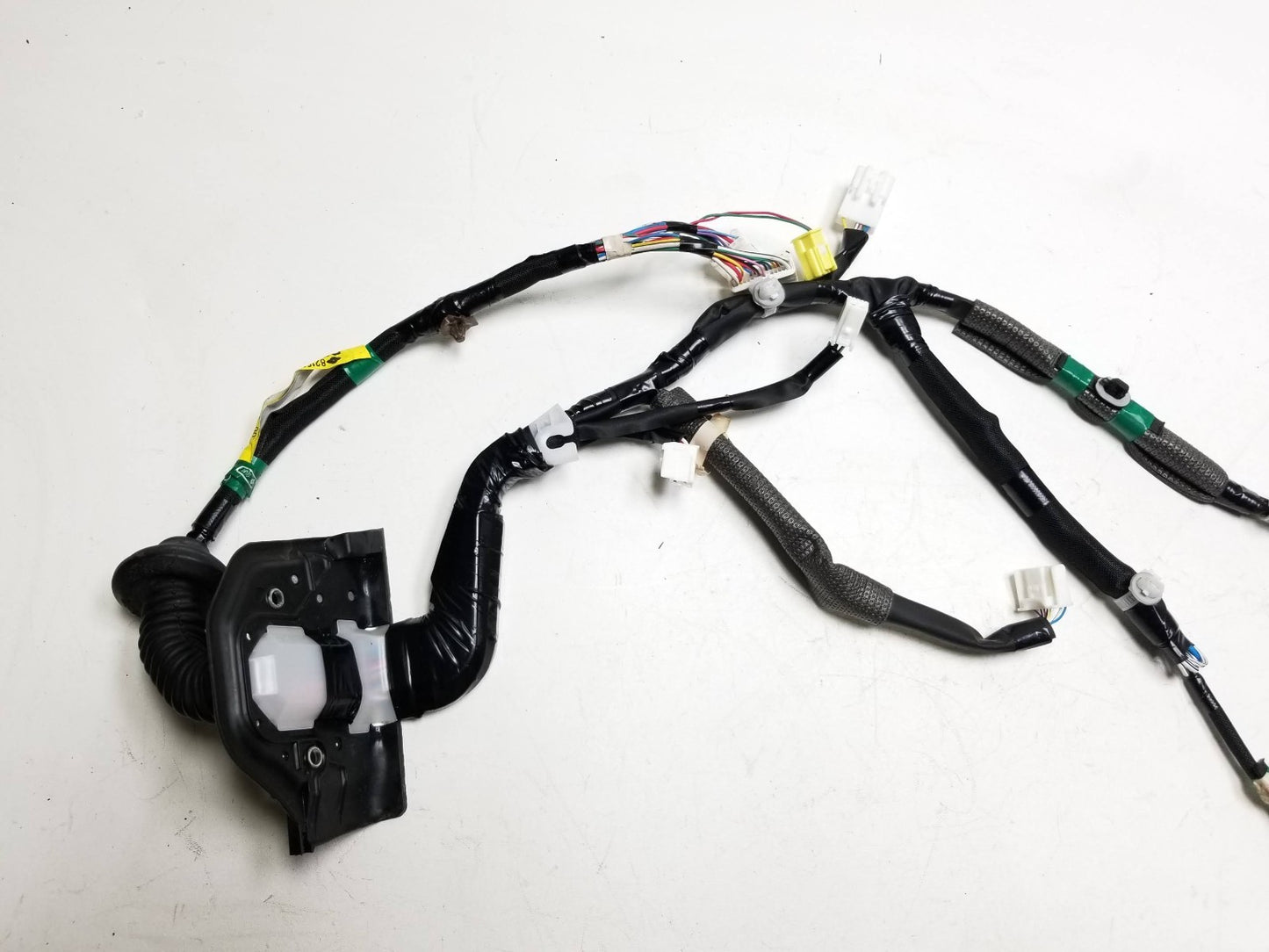 11-17 Lexus CT200h Front Door Wire Harness Driver Side Left OEM
