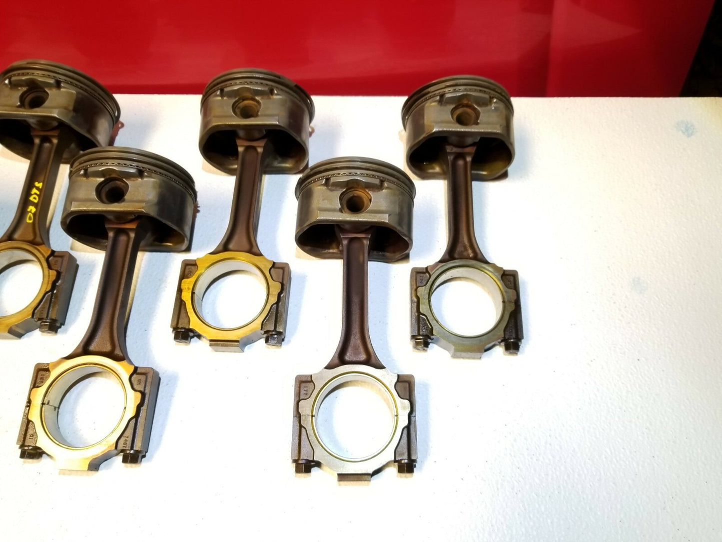 2007 Cadillac DTS 4.6l Piston W/ Connecting Rod 8pcs OEM