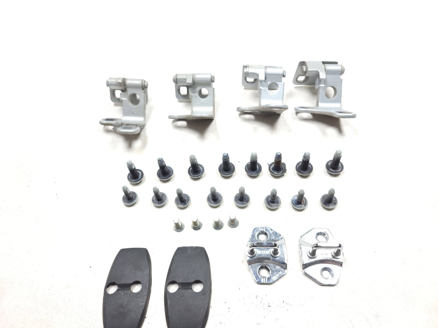 2007 Range Rover Front & Rear Door Hinge Left Driver Side Set OEM