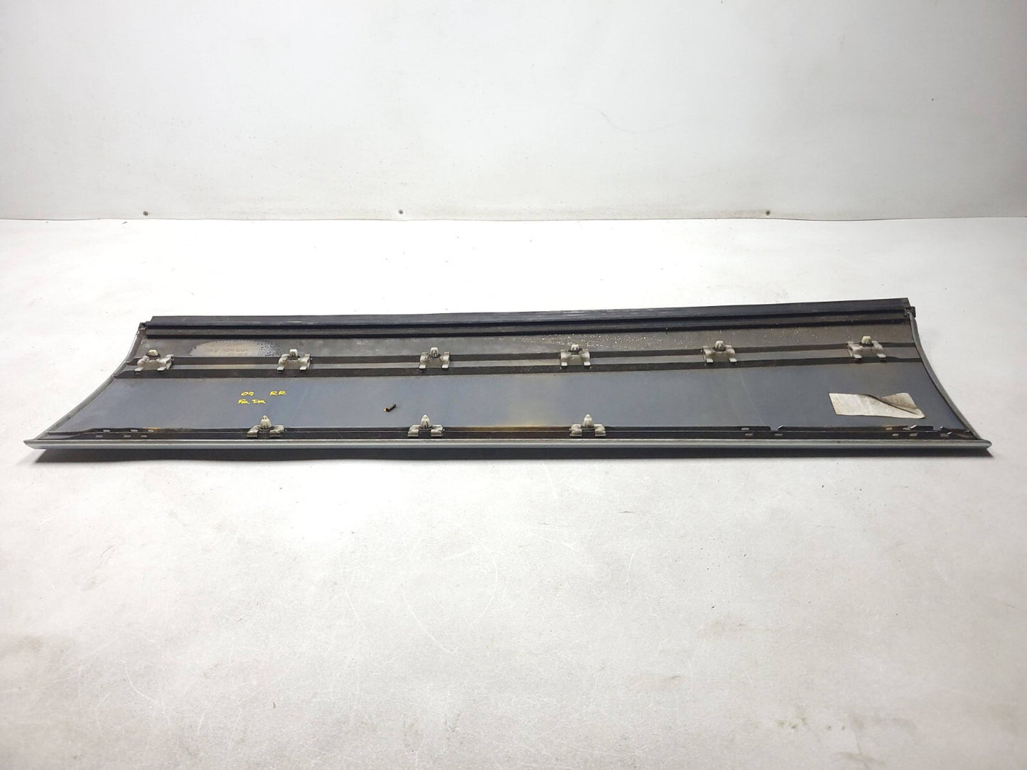 2007 Range Rover Front Door Lower Molding Trim Panel Driver Side Left OEM