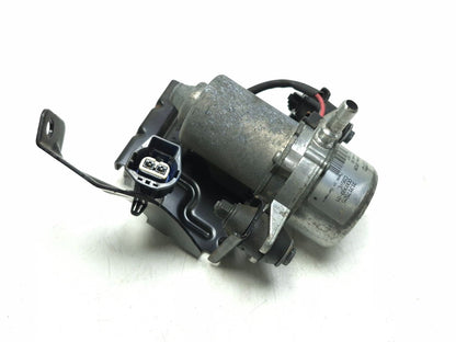 2012 Volvo C30 2.5l Air Brake Vacuum Pump OEM