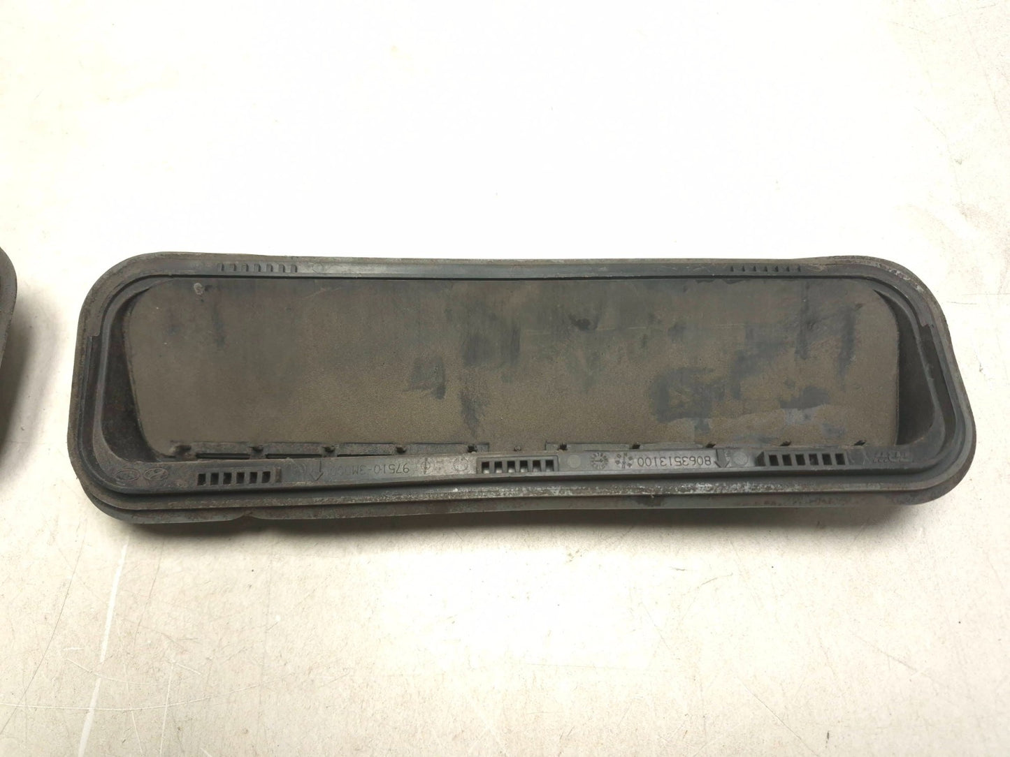 2012 Hyundai Sonata Rear Quarter Panel Air Vent Grille 2pcs OEM