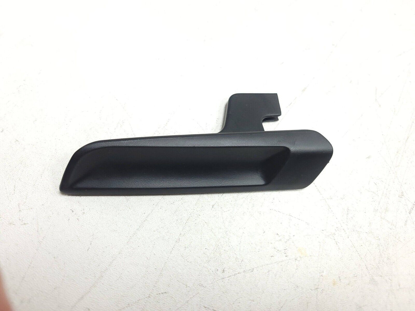 2015 - 2018 Volkswagen Jetta Front Seat Side Cover Trim Passenger Right 4pcs OEM