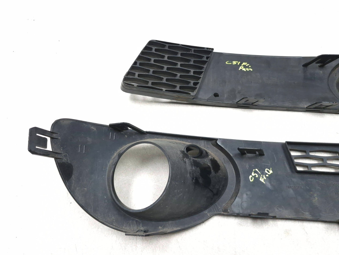 2007 Saab 9-5 Front Bumper Fog Lamp Grille Insert 2pcs OEM