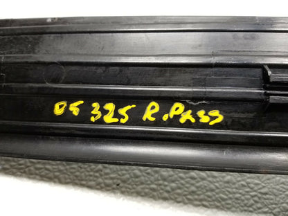 01 02 03 04 05 BMW E46 Sdn Rear Door Sill Plate Cover Trim Left & Right 2pcs OEM