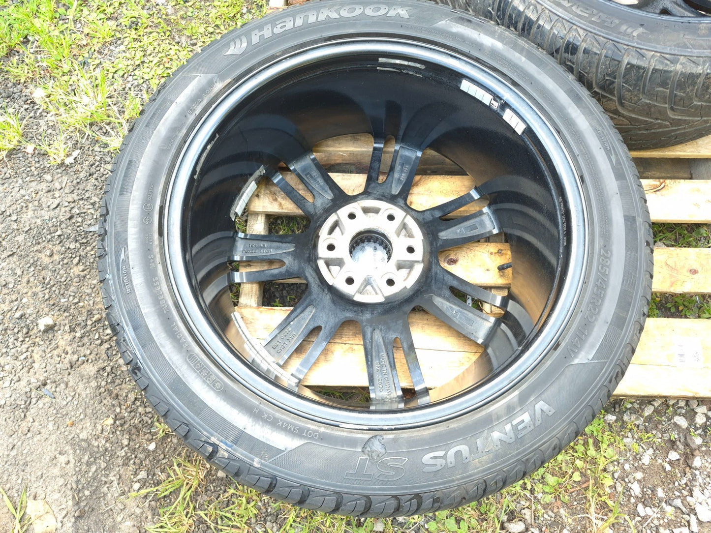 2008-2014 Cadillac Escalade Esv Wheel Rim W/ Tire 285/45 R22 8.5/32 Pair