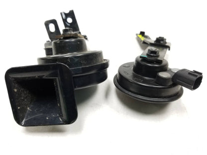 17 18 Kia Forte Horn Signal Pair OEM 49k Miles