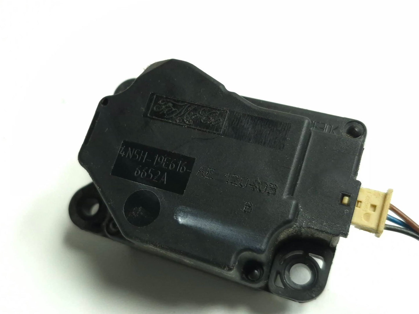2012 Volvo C30 HVAC Flap Door Actuator Motor OEM