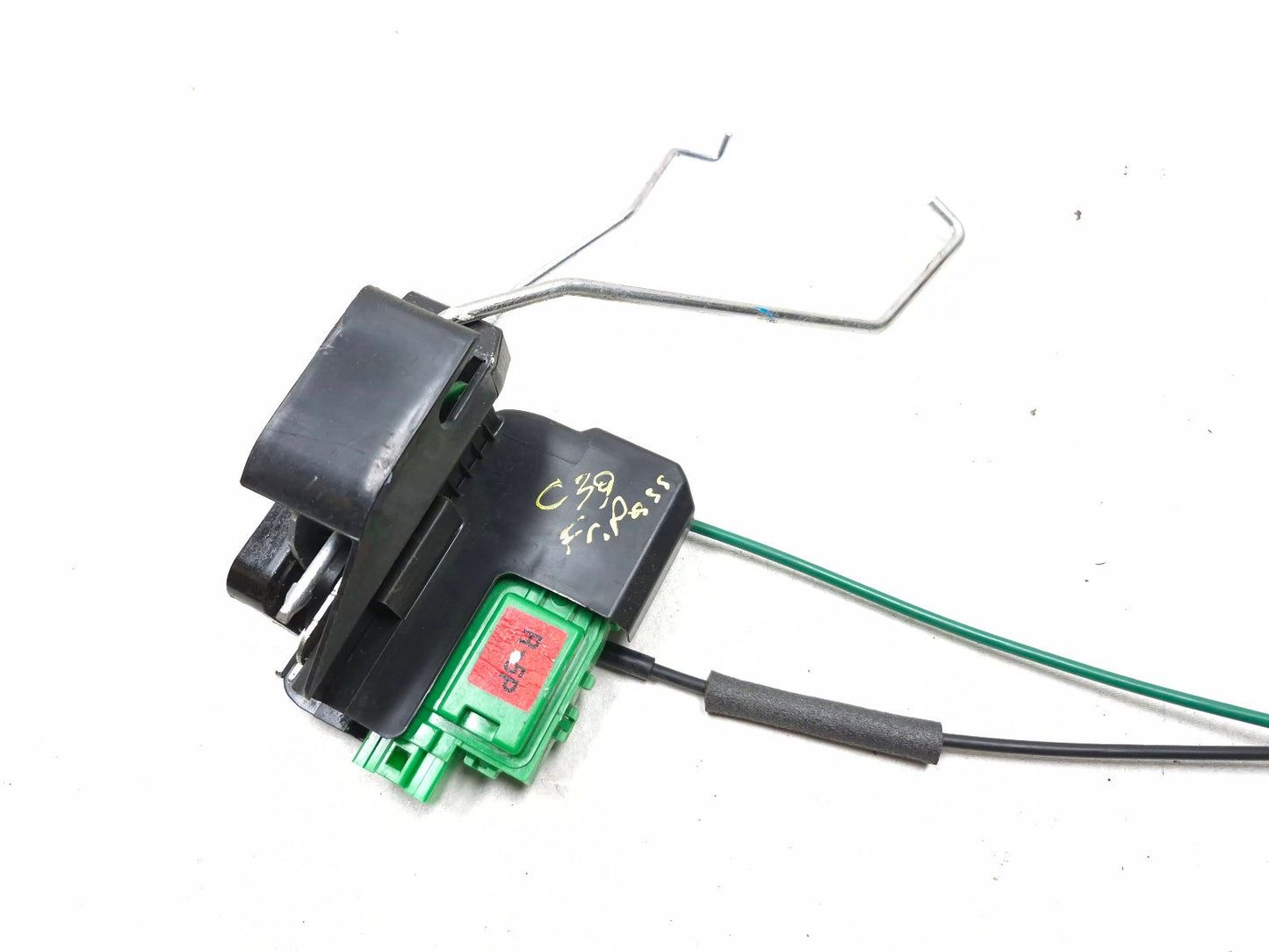 2014 Hyundai Accent Front Right Door Lock Actuator OEM