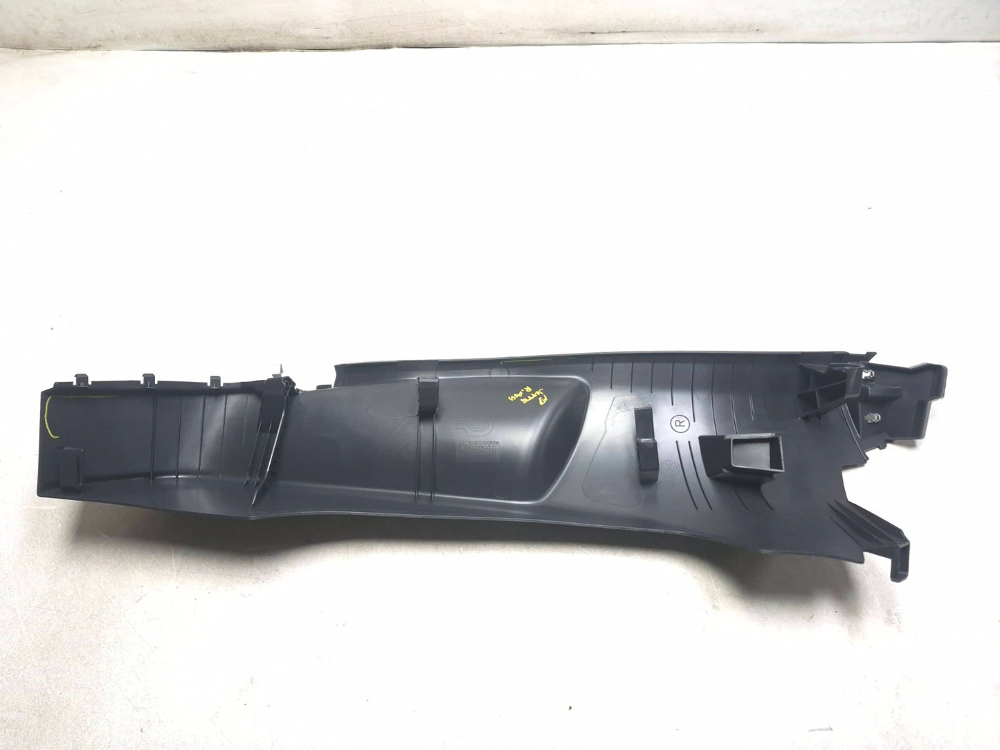 2019 Volkswagen Jetta Rear C Pillar Lower Panel Cover Trim Left & Right OEM