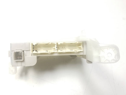 11-17 Lexus CT200h Cabin Fuse Box 82730-76021 OEM
