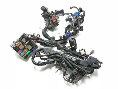 2015 Dodge Dart Engine Bay Wire Harness & Fuse Box 2.4l OEM
