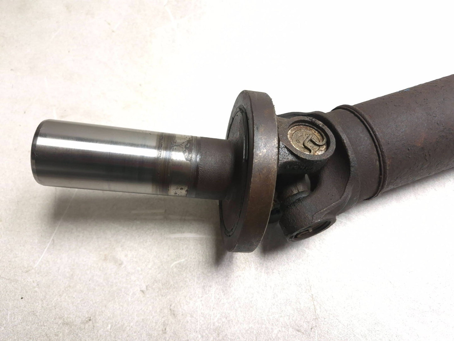 2008 Lincoln Navigator Rear Driveshaft Propeller OEM