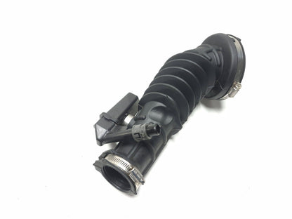 2017 Chevrolet Malibu Air Cleaner Outlet Duct 84128488 OEM