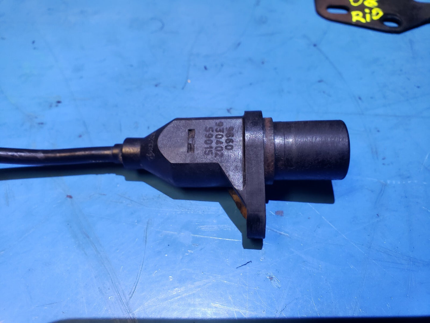06 07 08 09 10 Kia Rio5 1.6l Oil Pressure Knock Crankshaft Sensor OEM