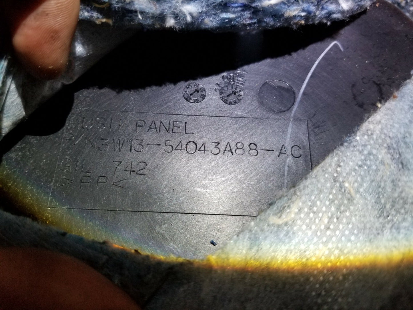 06 07 08 09 10 11 Lincoln Town Car Passenger Side Lower Hush Knee Panel OEM 65k