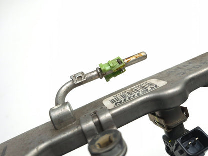 2009 Honda Civic Fuel Rail W/ Injector OEM