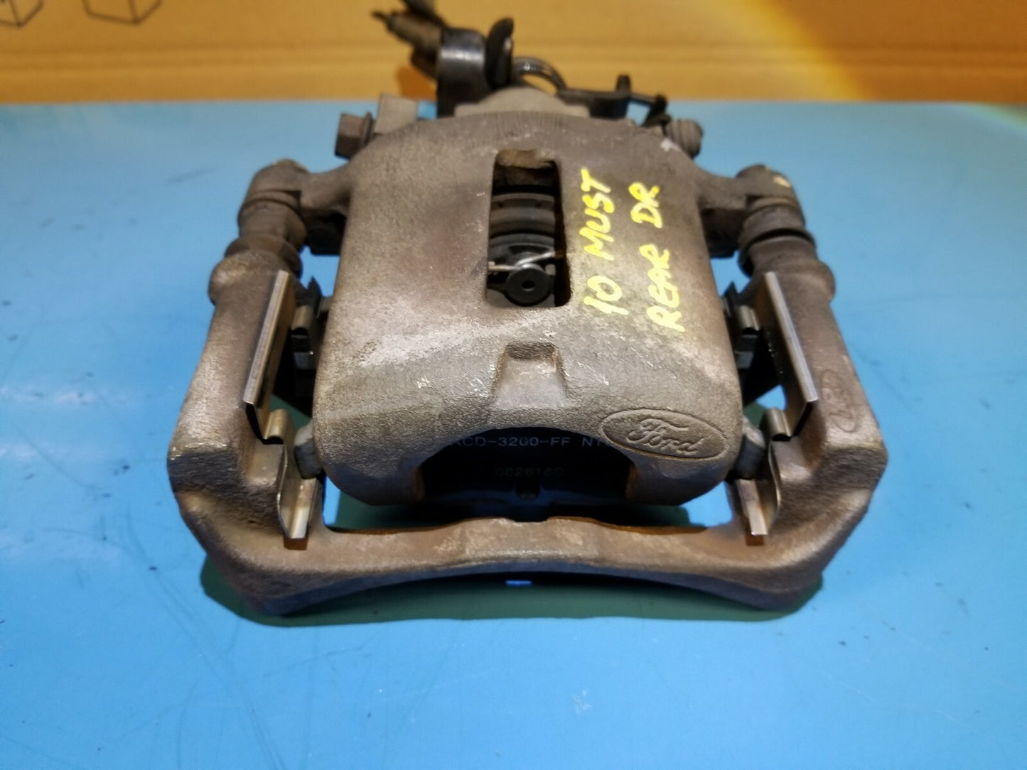 2010 Ford Mustang Rear Brake Caliper Left Driver Side OEM