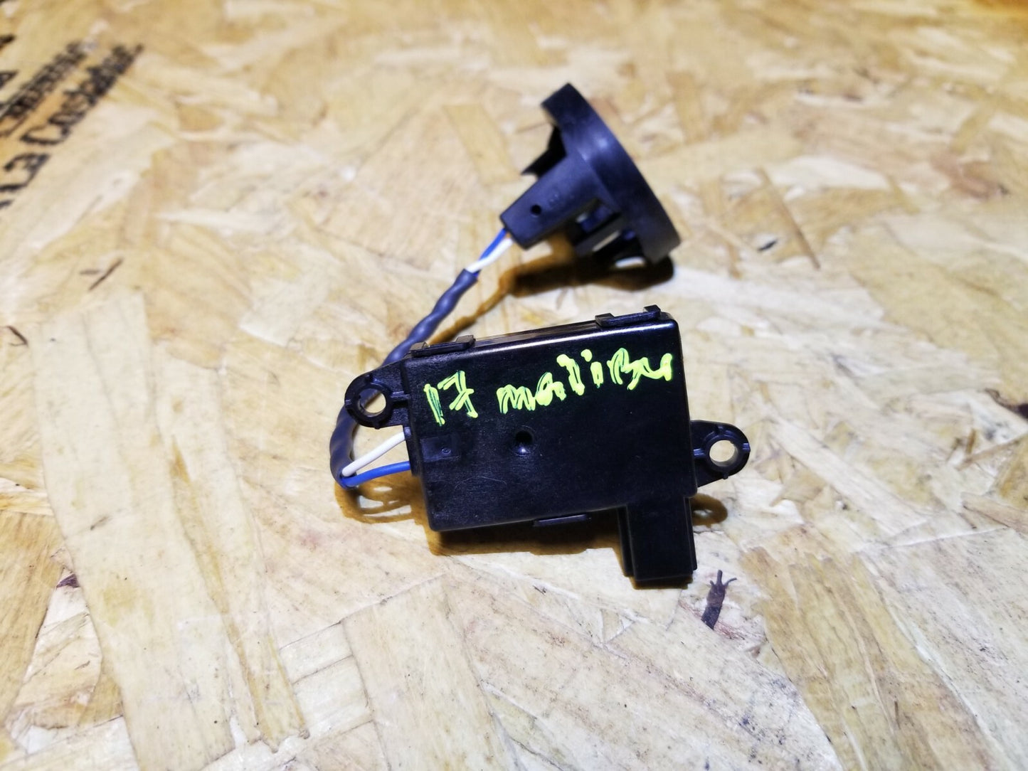16 17 18 19 Chevrolet Malibu Anti Theft Control Module 13504287 OEM 3k