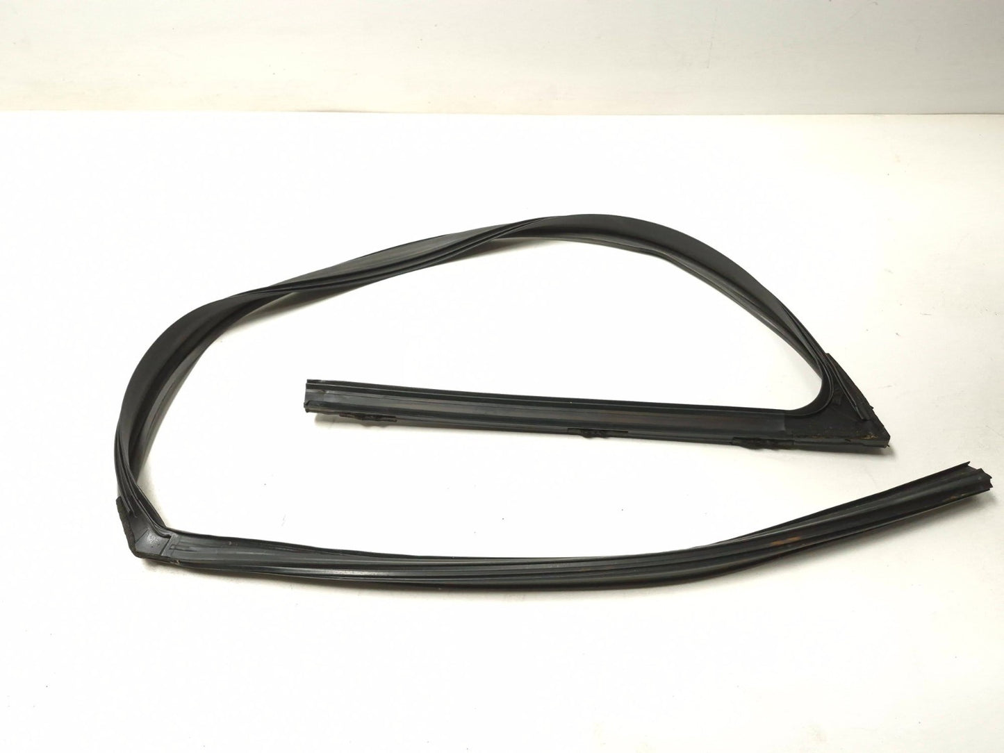 2007 Acura Tl Type-s Front Door Weatherstrip Seal Right Passenger Side Set OEM