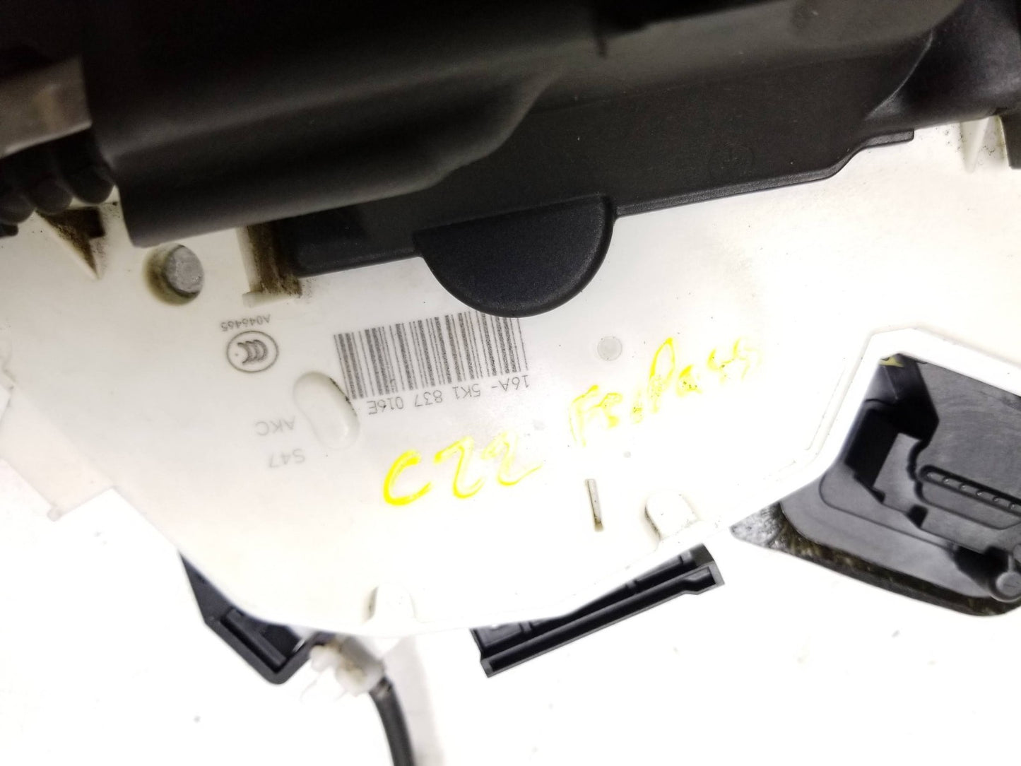 2012 - 2014 VW Golf GTI Door Lock Actuator Front Passenger Side Right OEM