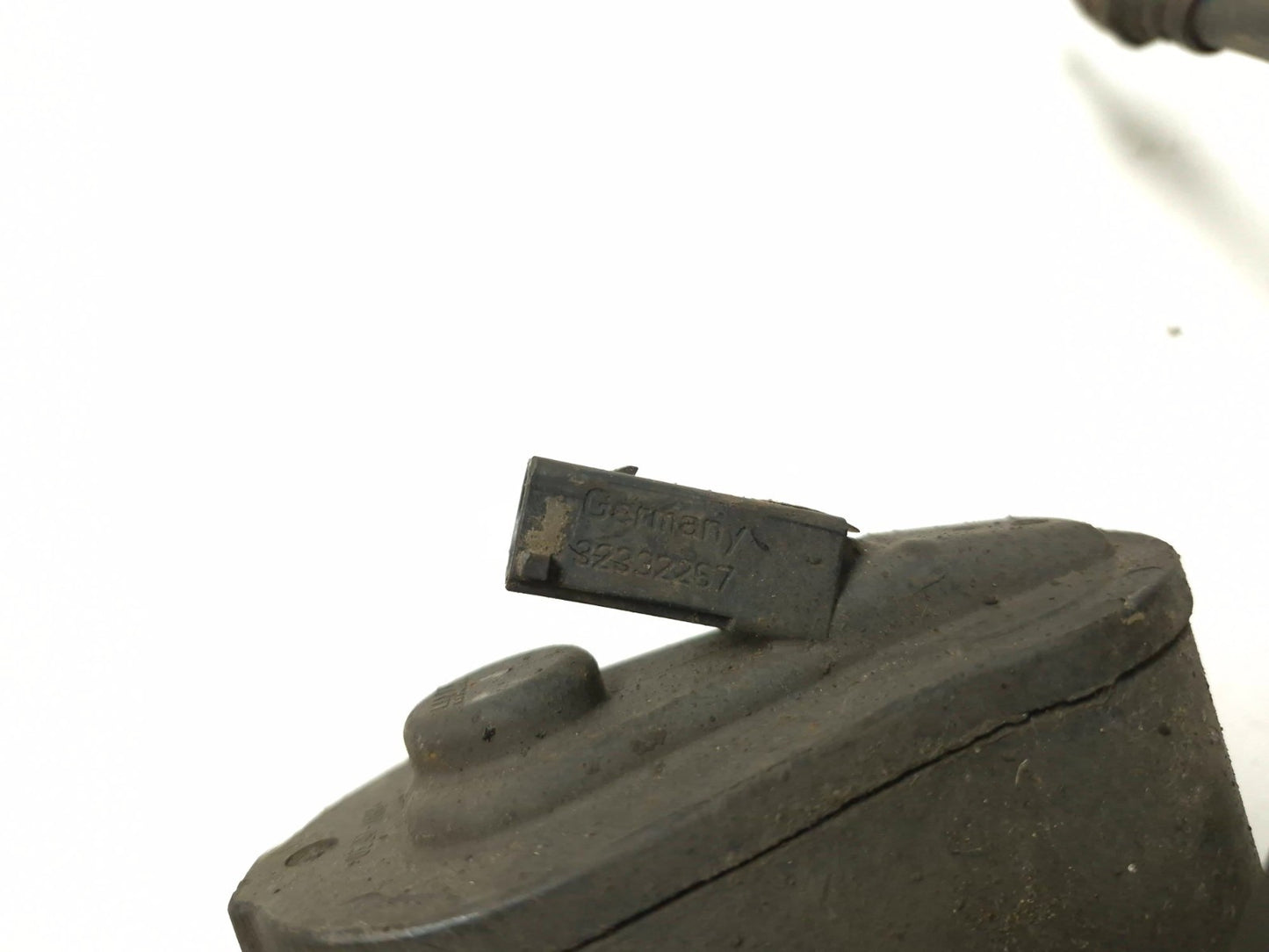 2011 Volkswagen Tiguan Rear Brake Caliper Left & Right Pair OEM