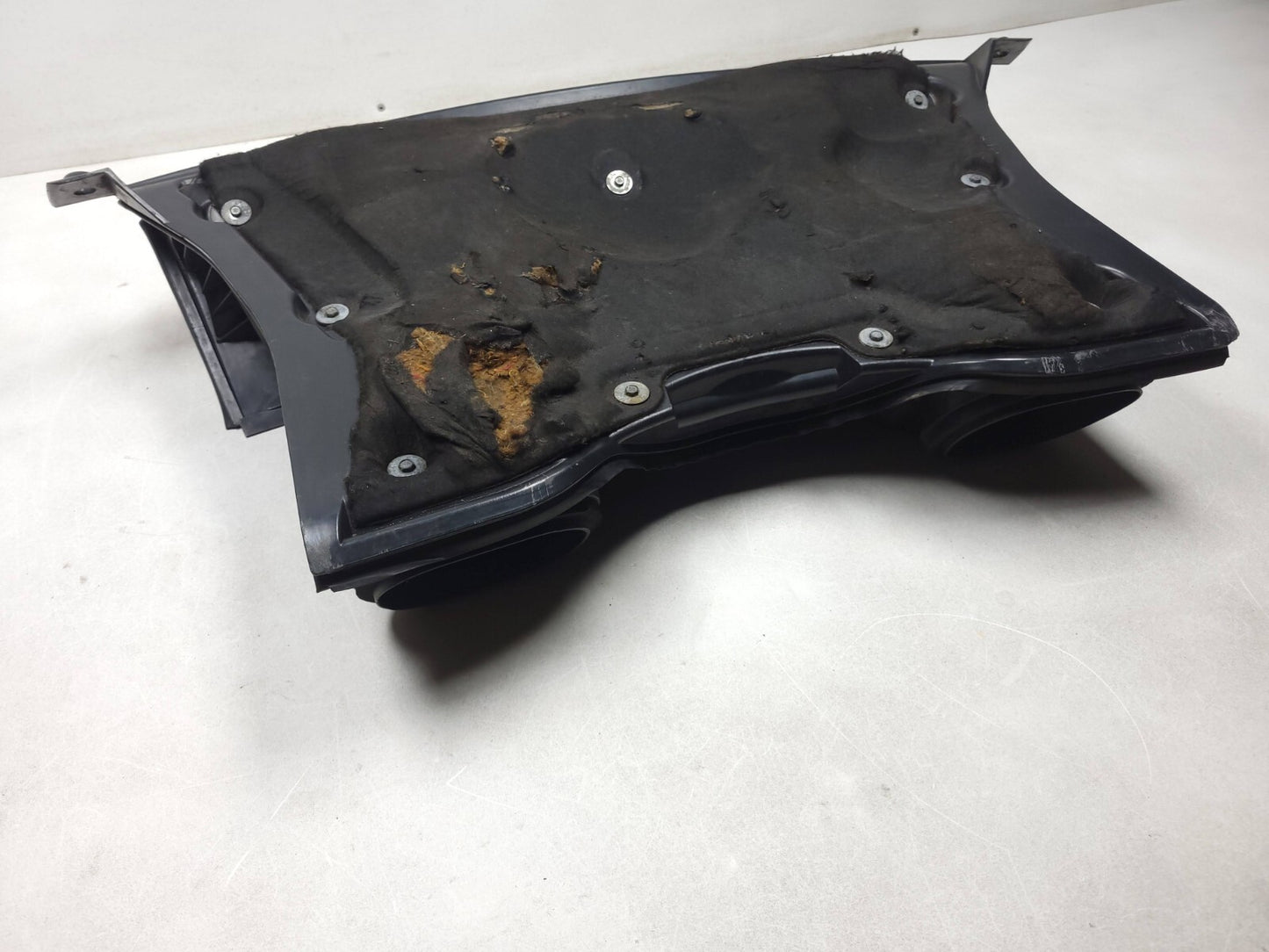 2007 Range Rover Cabin Air Pollen Filter Housing OEM
