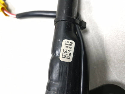 2013 Dodge Grand Caravan Inner Seat Belt Buckle Right Side OEM