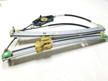 2009 - 2017 Audi Q5 Door Window Regulator Front Passenger Side Right OEM