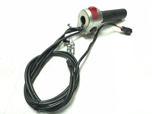 2009 Suzuki Boulevard M109r Right Handlebar Switch W/ Throttle Grip OEM