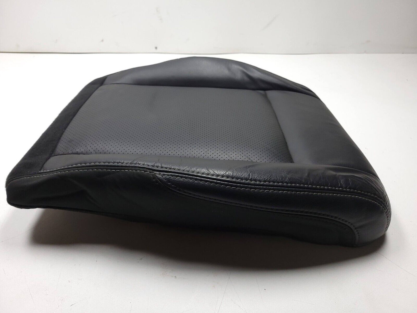 2015 - 2017 Jeep Compass Front Passenger Right Seat Cushion Bottom Lower OEM