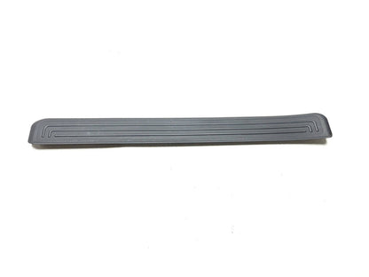 09-14 Hyundai Genesis Door Step Scuff Plate Trim 4pcs OEM Sedan