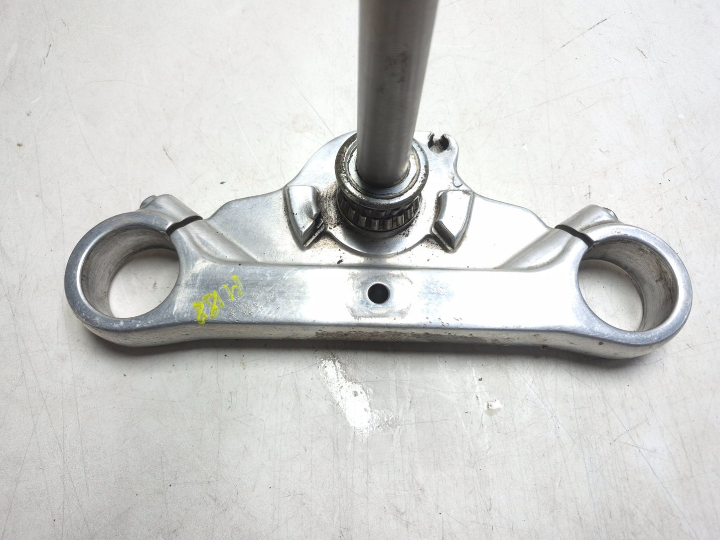 2008 Harley-davidson Dyna Fat Bob Fxdf Triple Tree Lower OEM