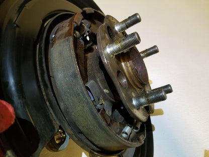 2012 Honda Odyssey Rear Spindle Knuckle Wheel Hub Left Driver Side OEM