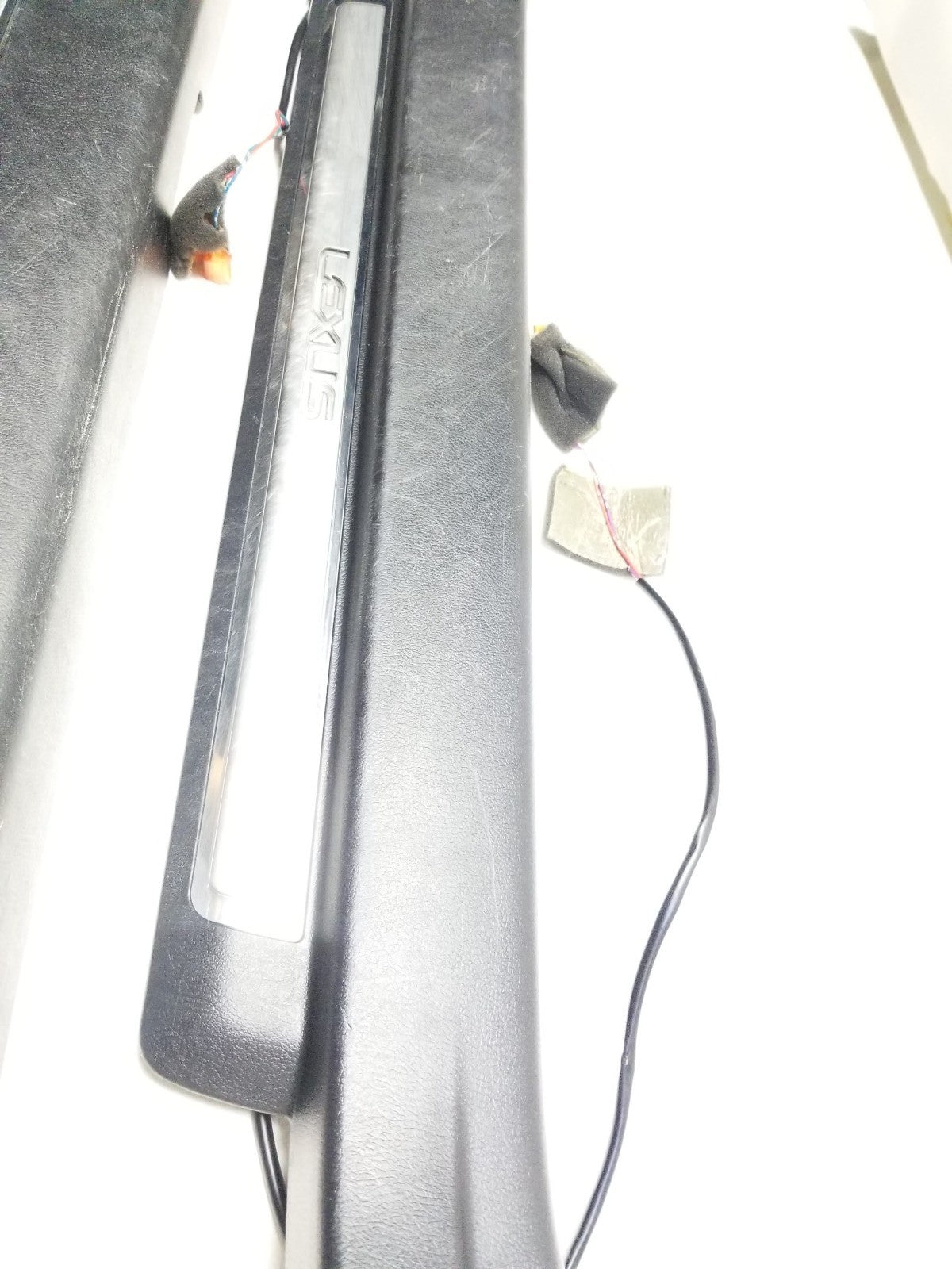 11-17 Lexus CT200h Illuminated Door Sill 4pcs Oem✅