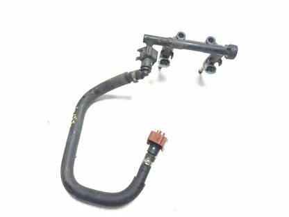 2016 Yamaha Yzf R3 Fuel Injector & Rail Pipe OEM