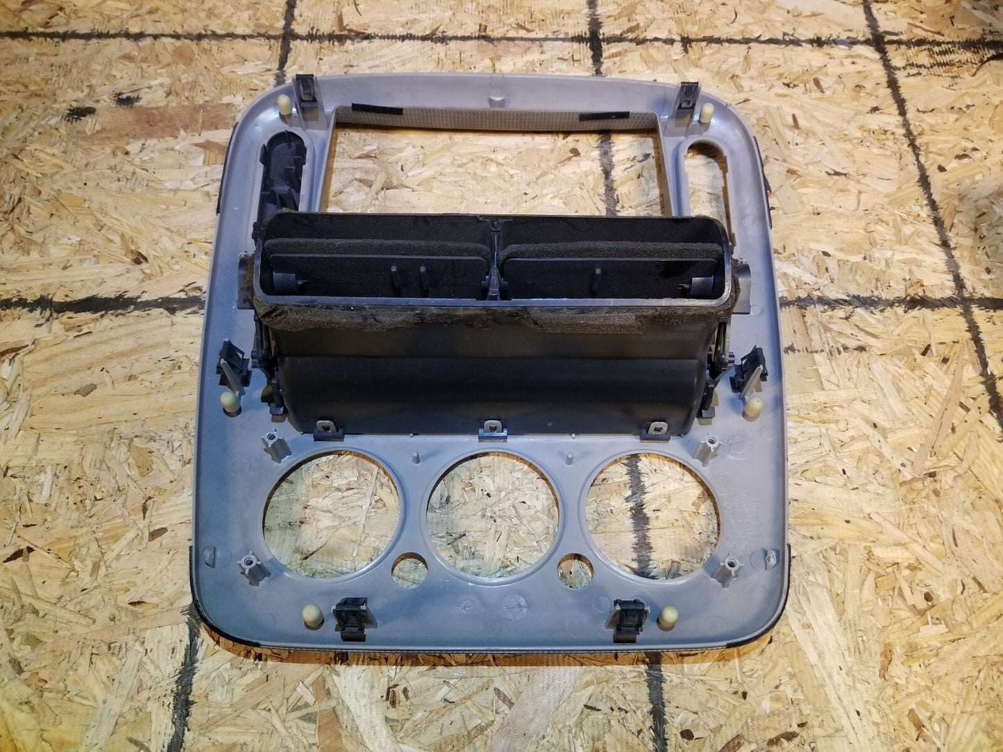 02 03 04 05 Ford Explorer Radio A/c Heater Control Dash Bezel OEM #130