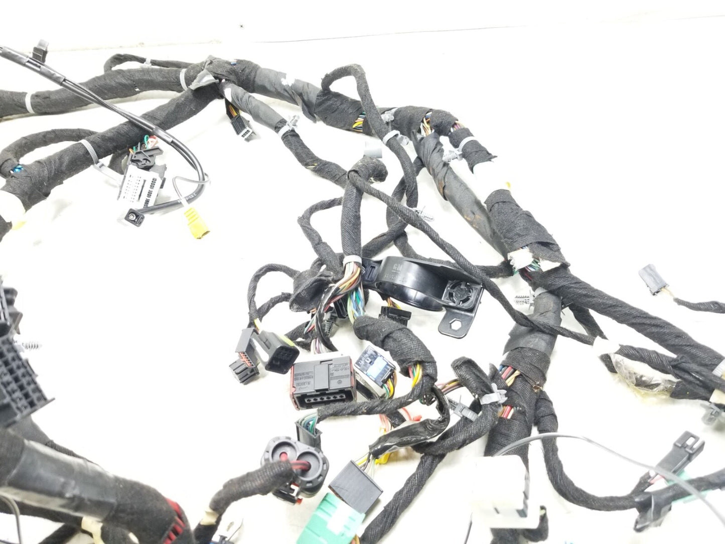 2010 - 2011 Cadillac SRX Luxury Instrument Panel Wiring Harness OEM