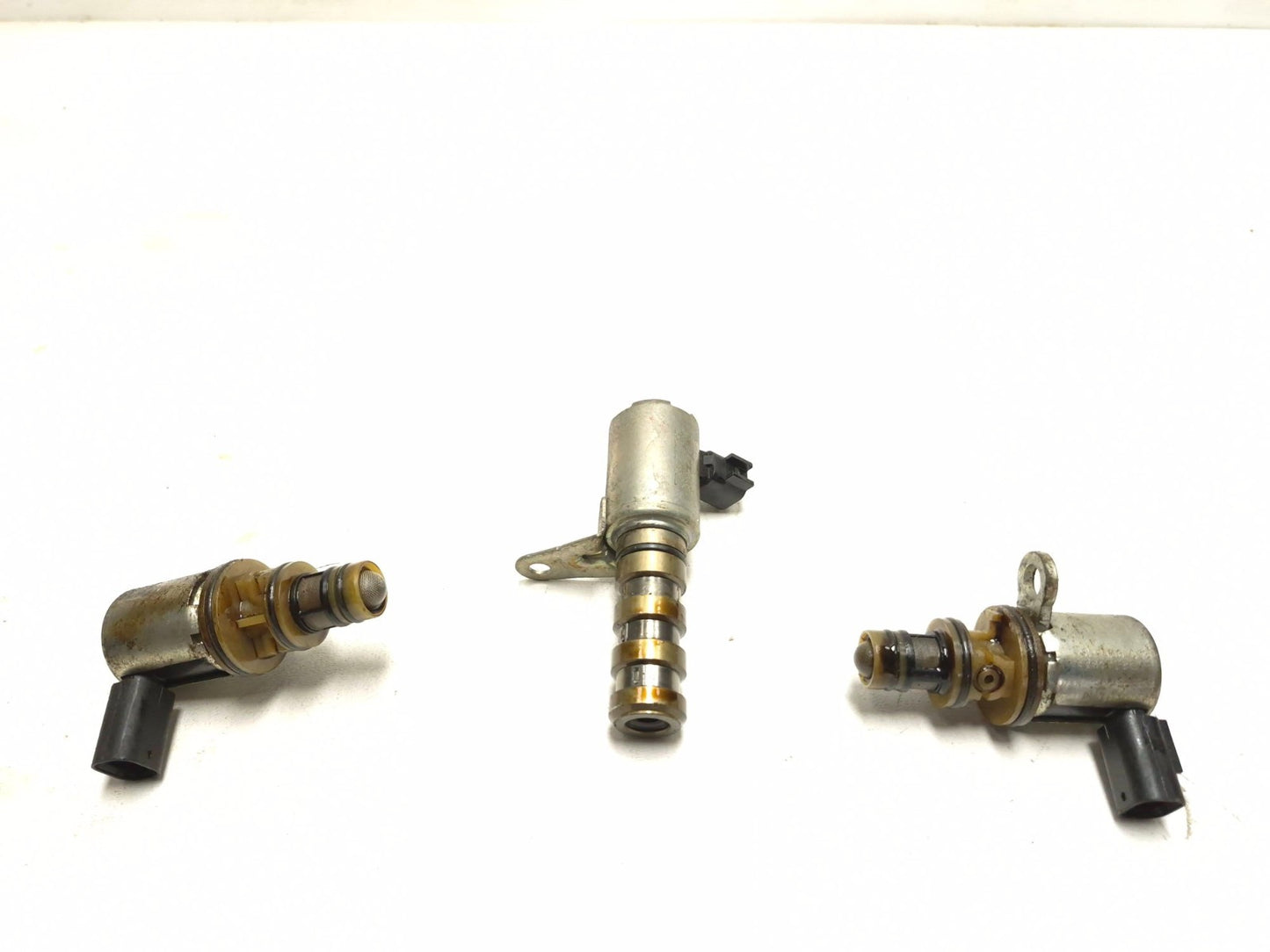 2020 Dodge Challenger 5.7l Engine Variable Valve Timing Solenoid 3 Pcs OEM
