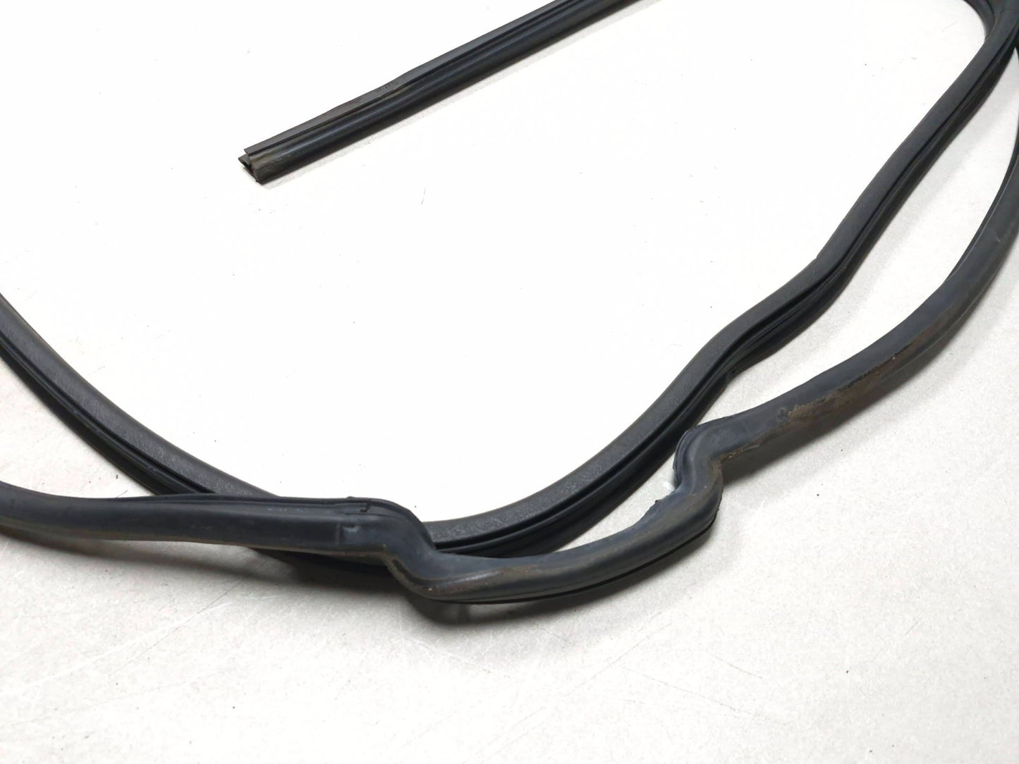 2007 Saab 9-5 Aero Rear Driver Door Weatherstrip Seal Kit OEM