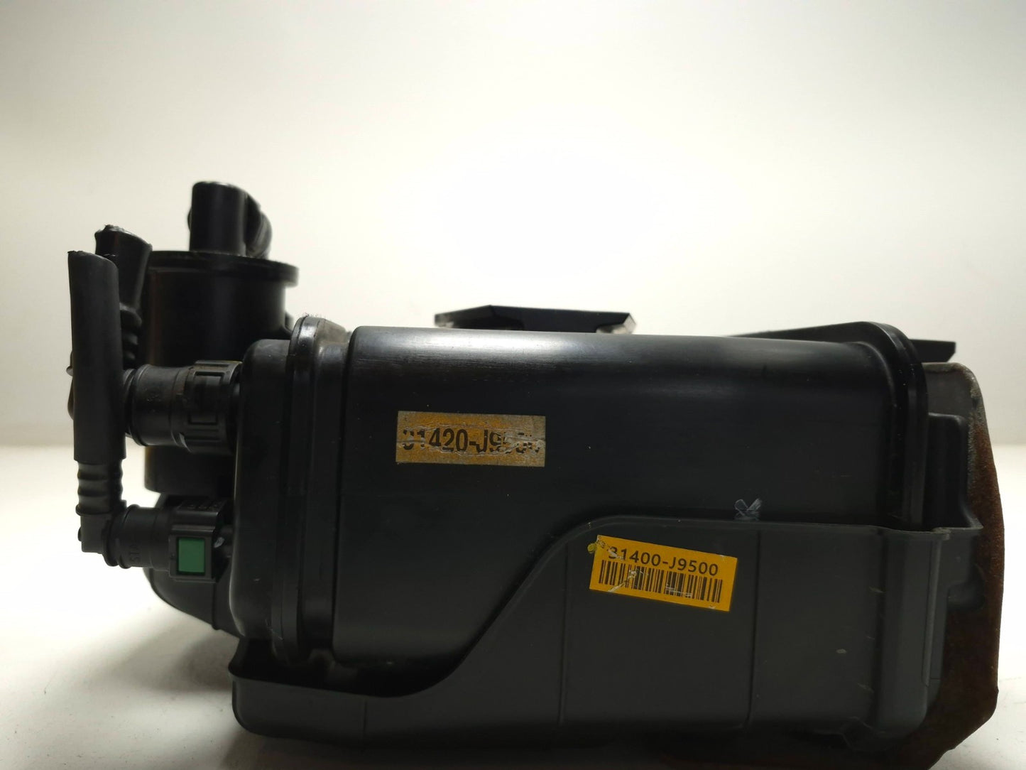 2019 Hyundai Kona Fuel Evaporator Emission Canister OEM