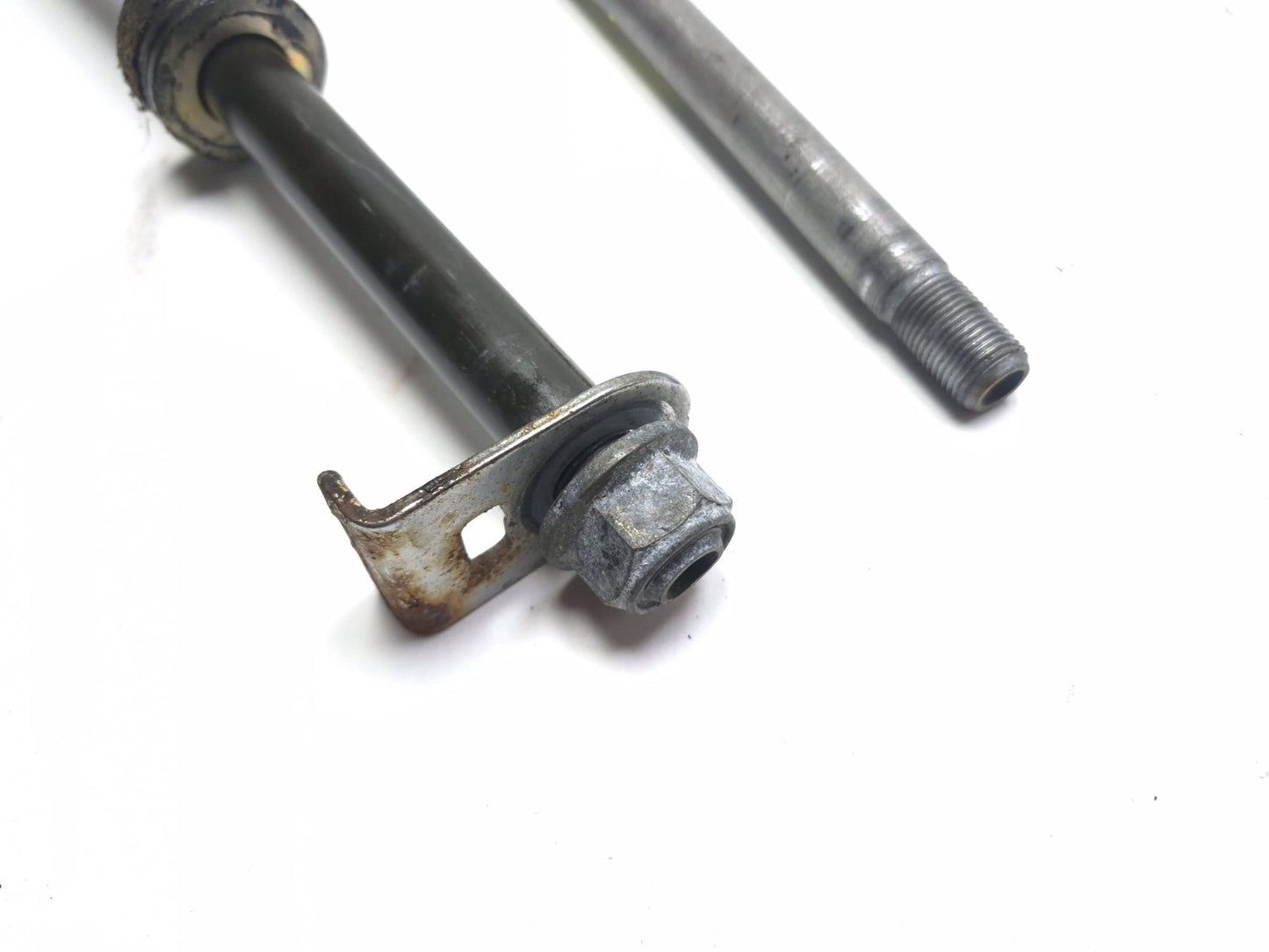 1998 Yamaha Yzf600r Wheel Axle Rear & Front Pair OEM