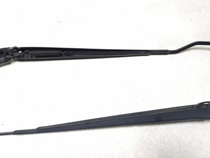 2013 Dodge Grand Caravan Windshield Wiper Arm Pair Oem✅