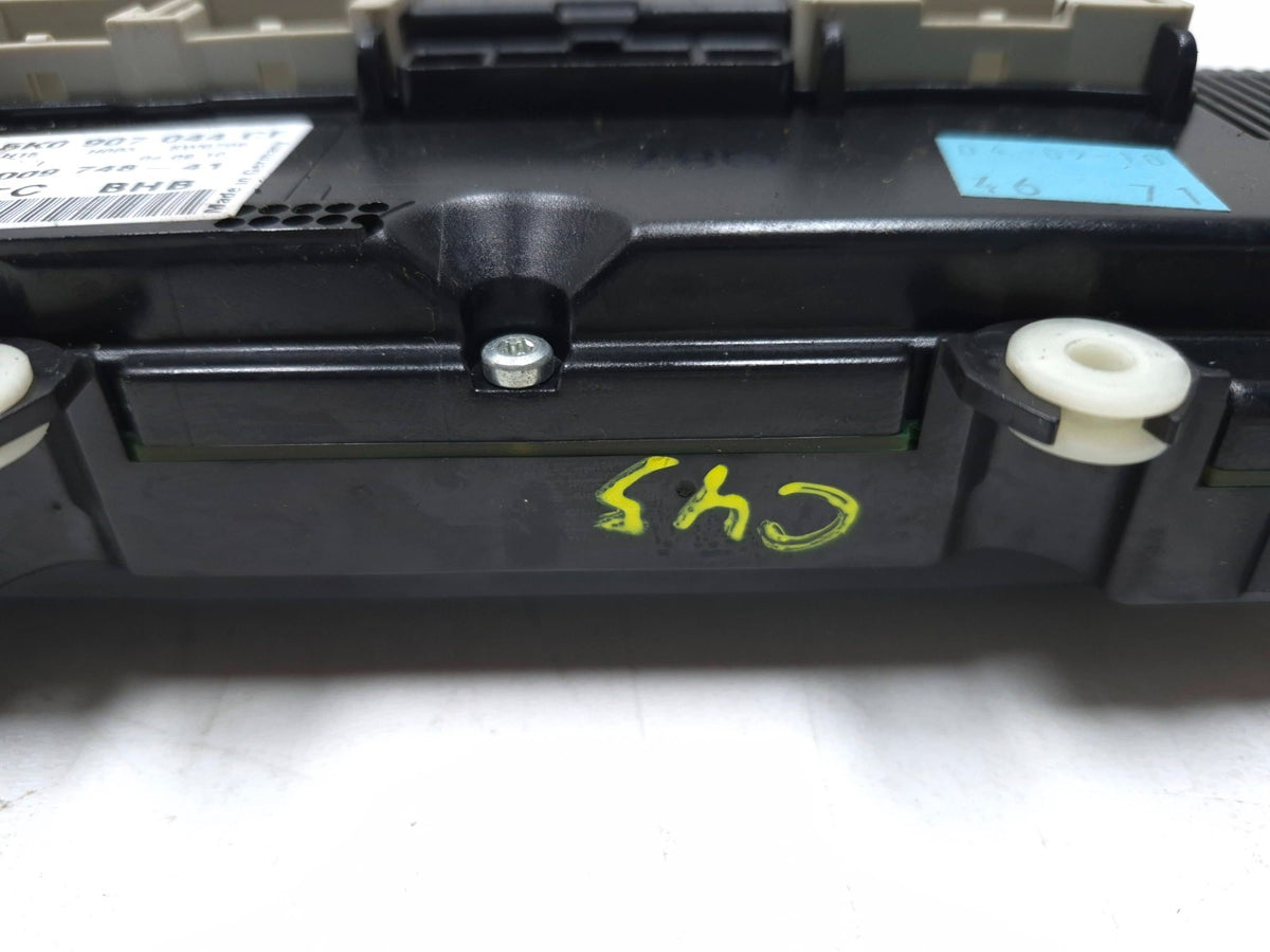 2011 Volkswagen Tiguan A/c Heater Control Panel OEM