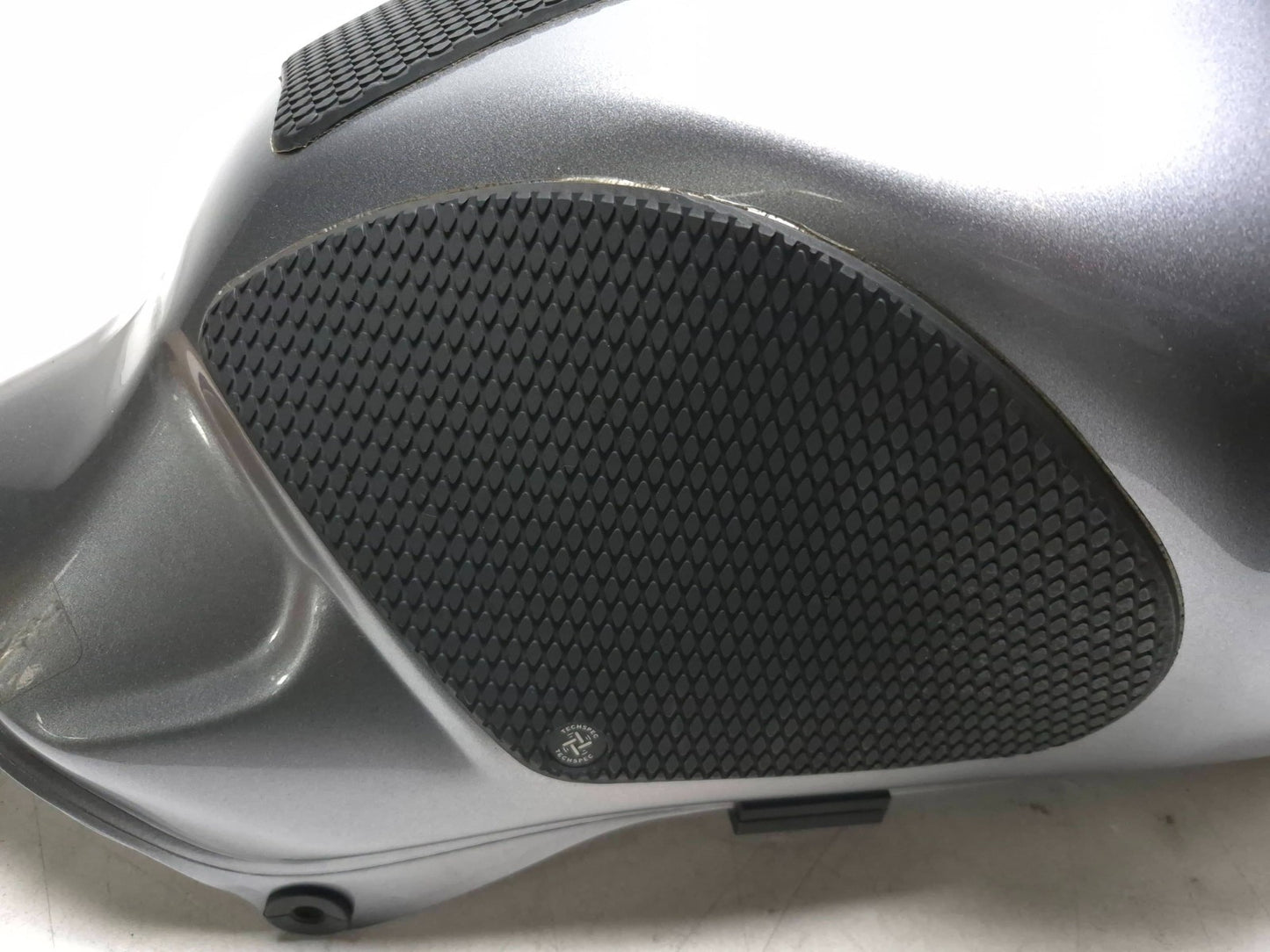 2009 Suzuki Sv650s Fuel Tank OEM