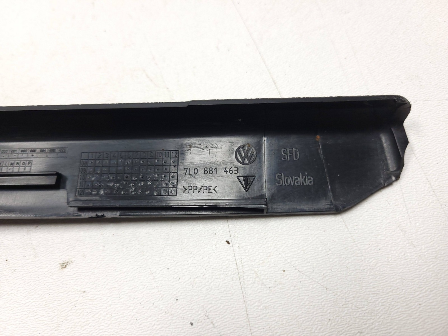 2015 Audi Q7 Front Seat Trim W/ Guide Sleeve Passenger Side Right 7 Pcs OEM