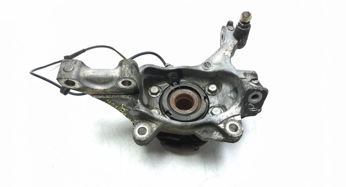 2004 Nissan Maxima Front Spindle Knuckle W/hub Right Passenger Side OEM
