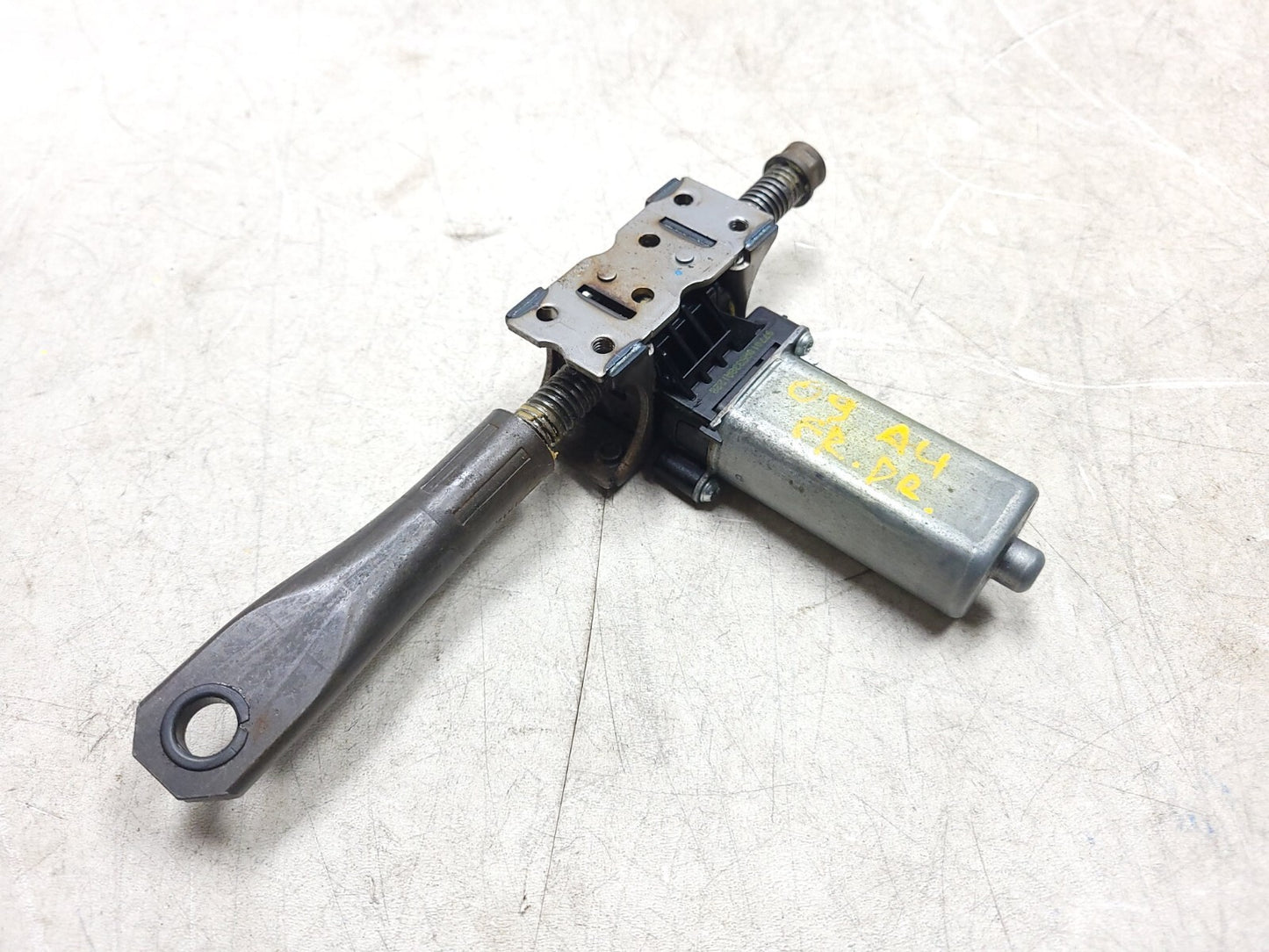 2009 Audi A4 S4 Front Seat Power Motor Driver Side Left 6pcs OEM
