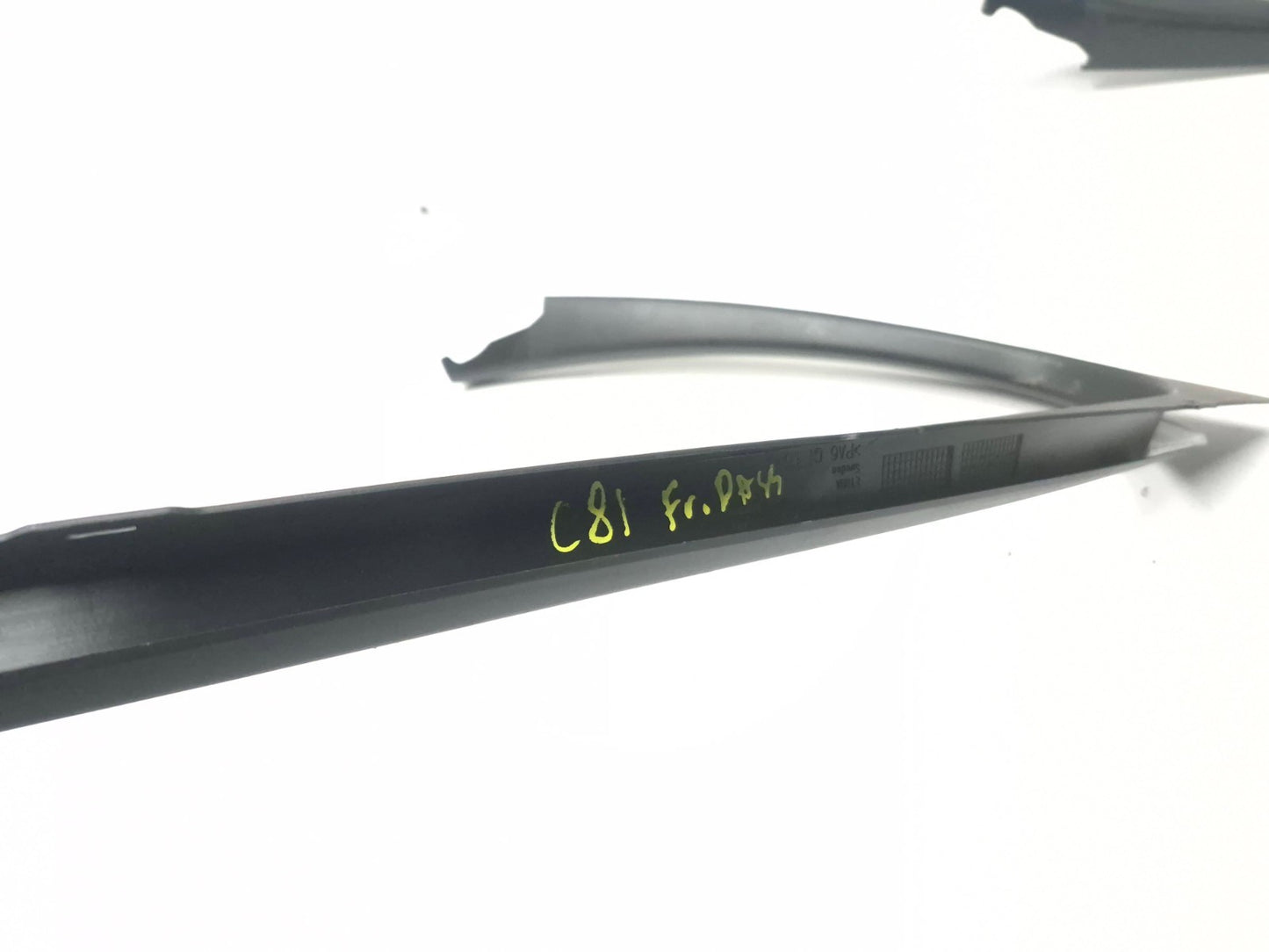 2013 Volvo S60 Front Door Window Frame Trim Molding Left & Right Pair OEM