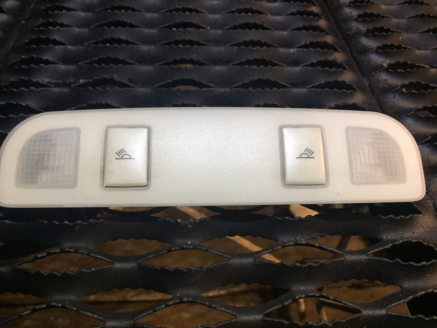 05 06 07 08 Audi A6 C6 Interior Light Lamp OEM 4f0947111